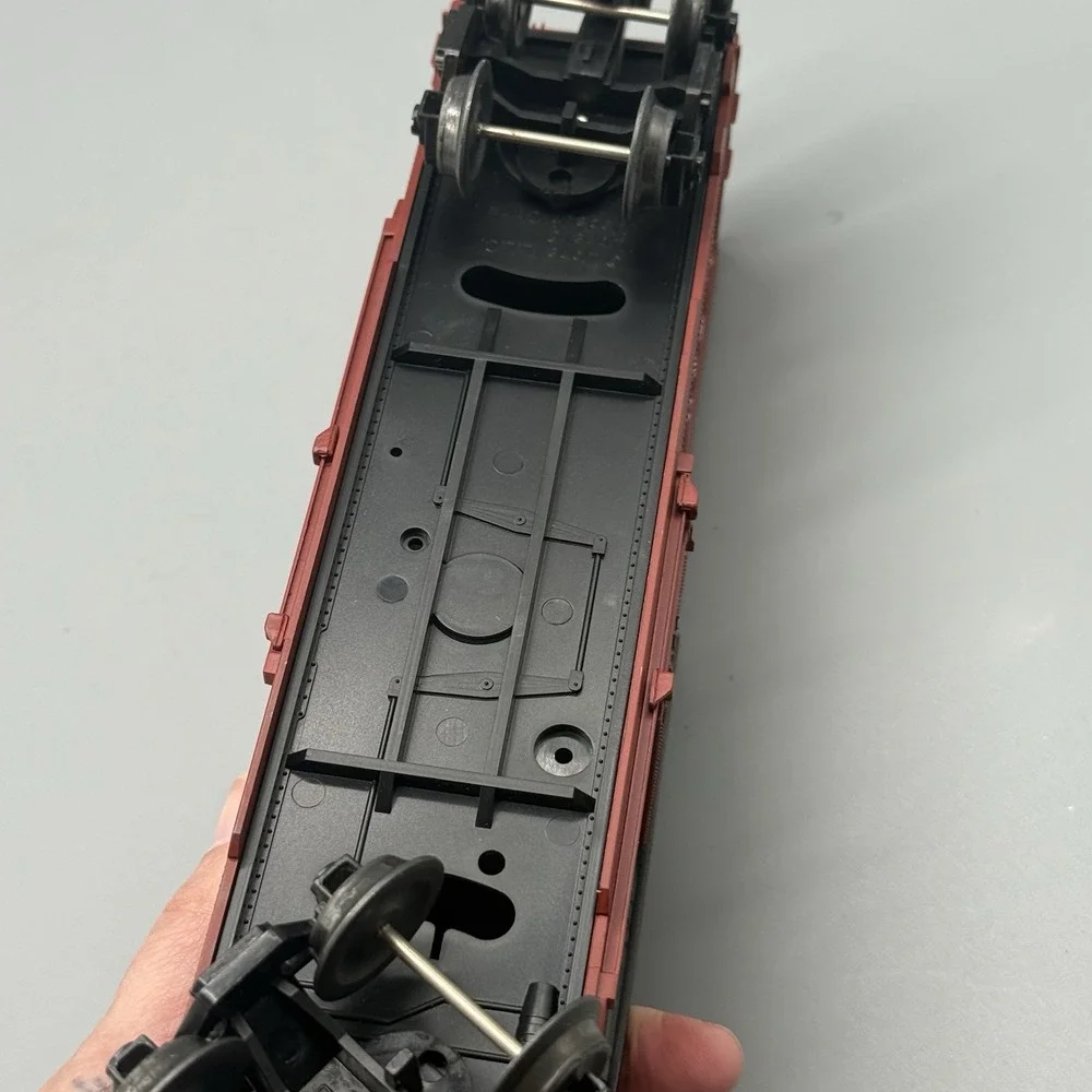 Lionel 6-25057 Pennsylvania PRR 19751 Boxcar O Gauge Freight Car Red Untested